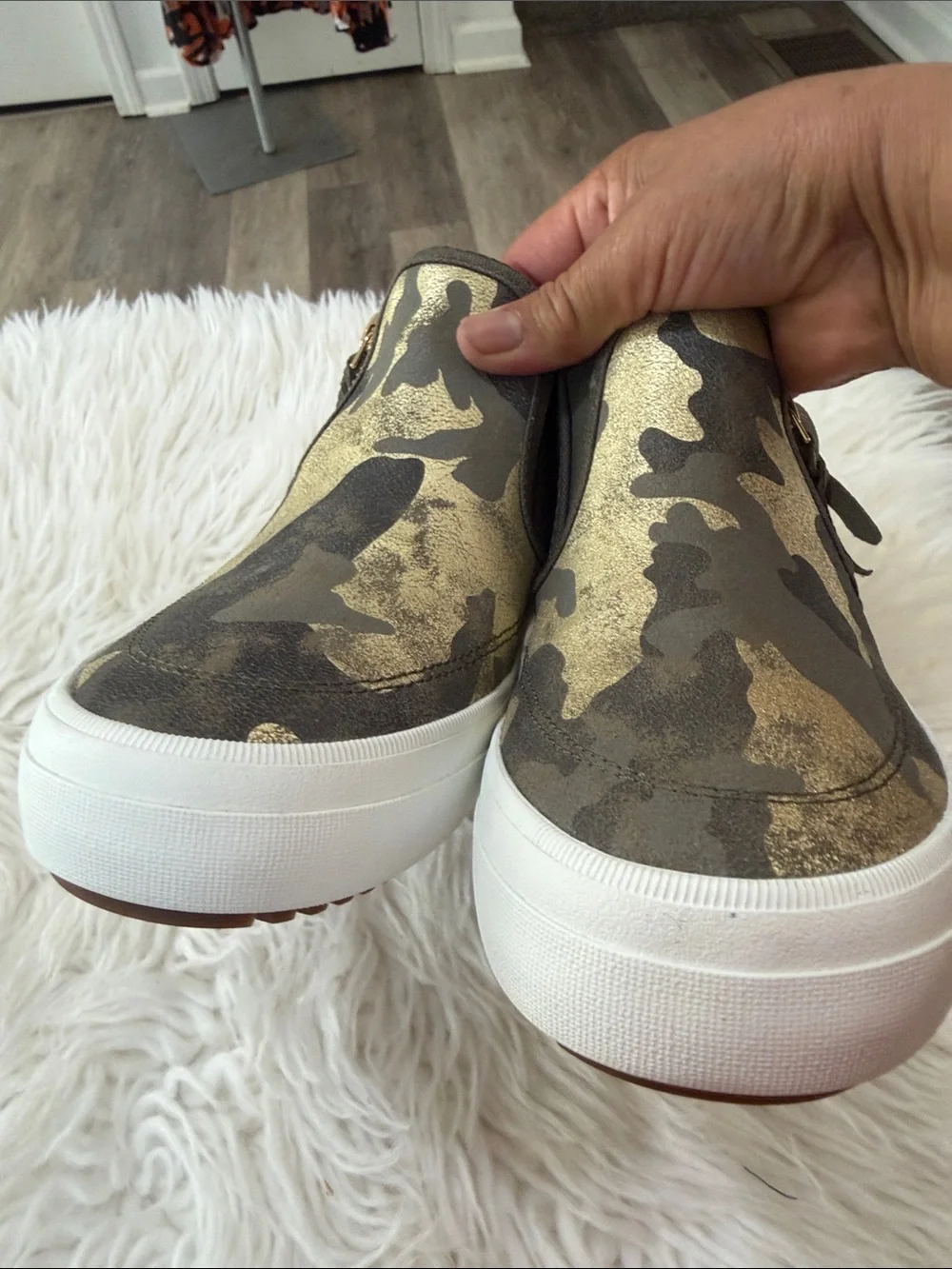 Sperry Camouflage Gold and Olive Slip-On Flats Size 7.5 NWOT